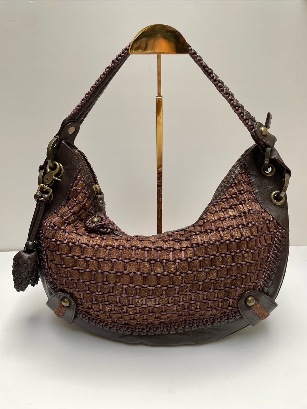 Isabelle Fiore Vintage Woven Brown Hobo Shoulder Bag